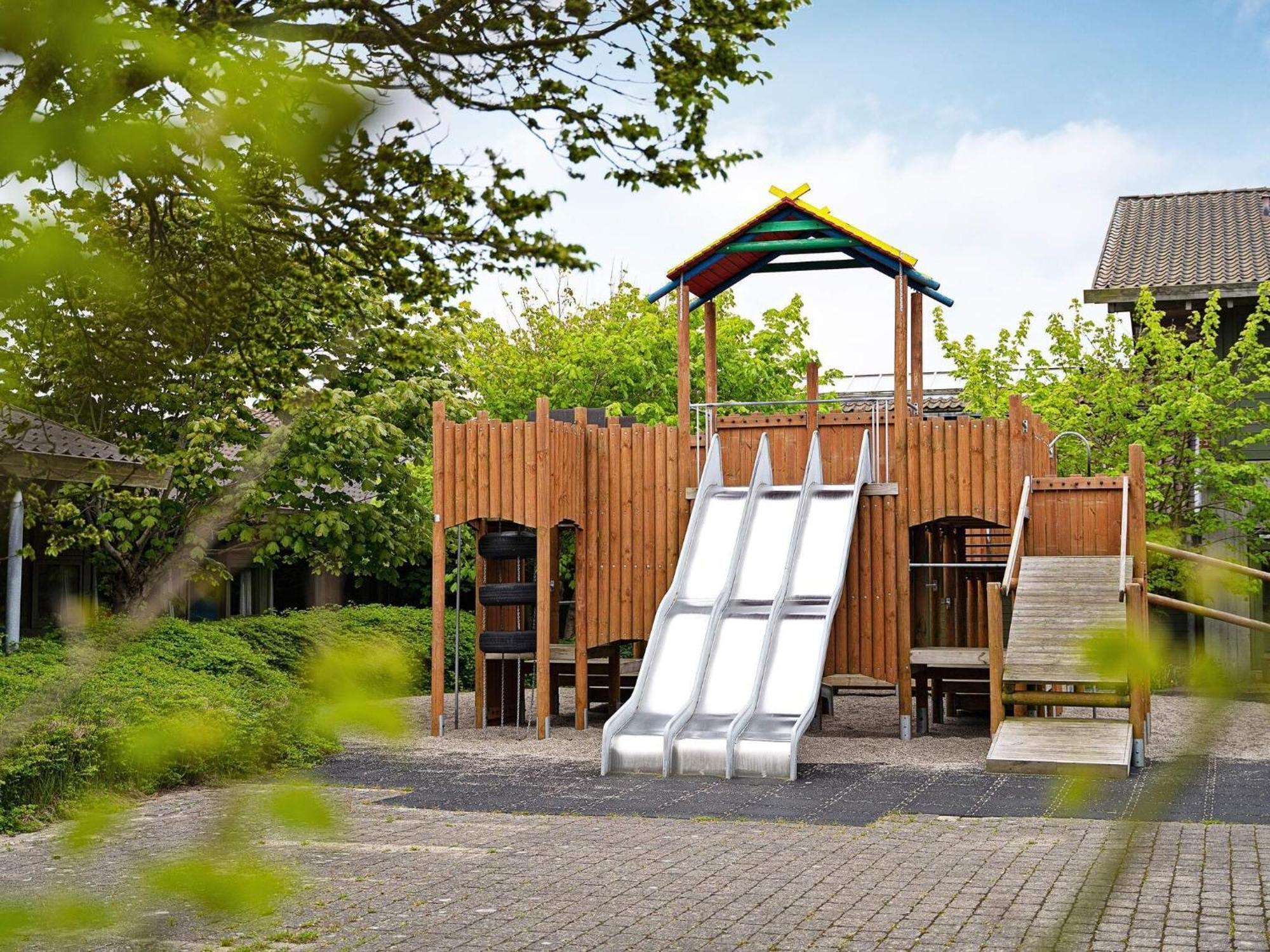 6 Person Holiday Home On A Holiday Park In Гиллеляйе Экстерьер фото